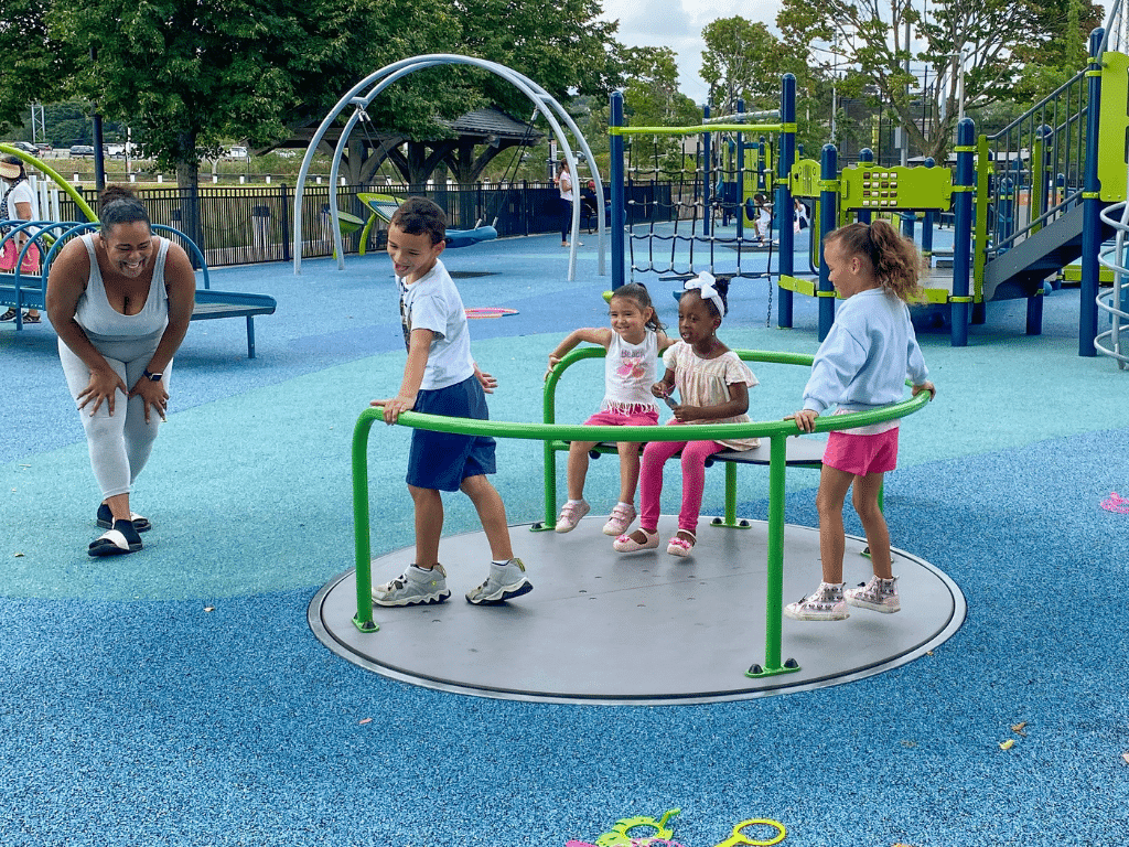 Playgroup in the Park at FNC Hyde Park